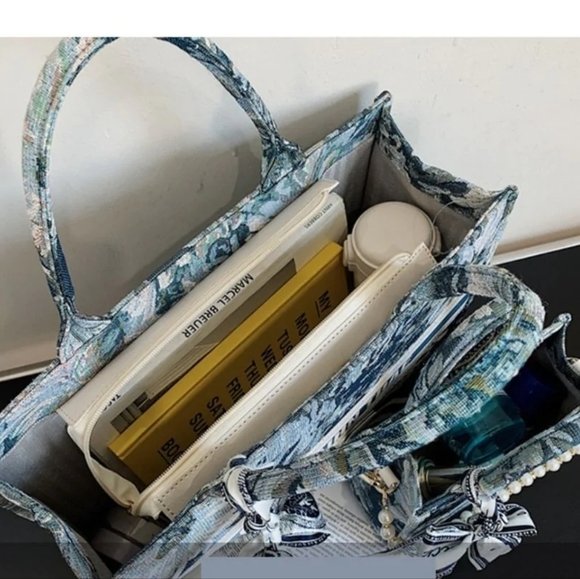 Christian Date  Patchwork Paitings‎ Art Satchel Handbag - Picture 4 of 12